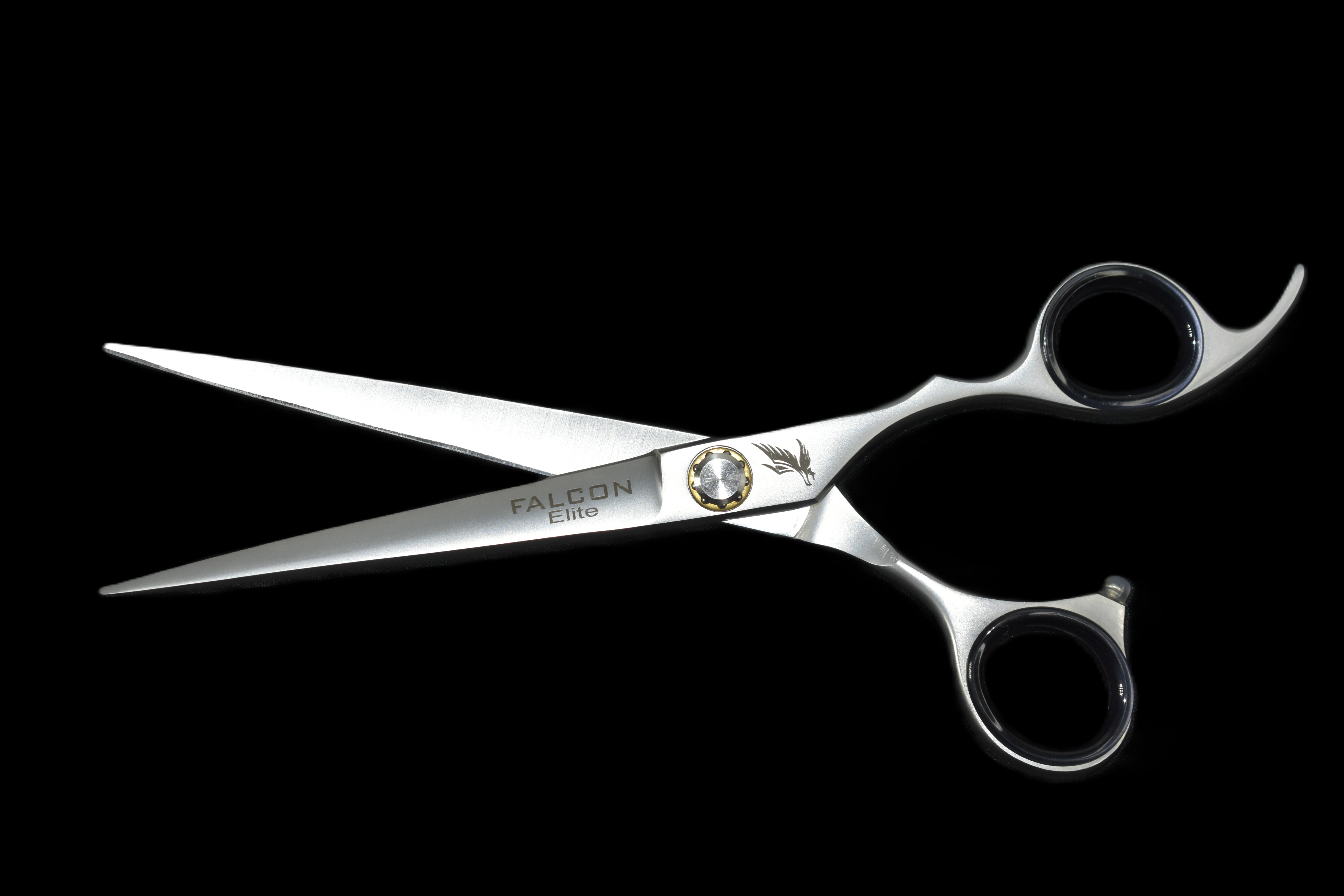 Understanding Steel Quality and Hardness Ratings in Professional Scissors